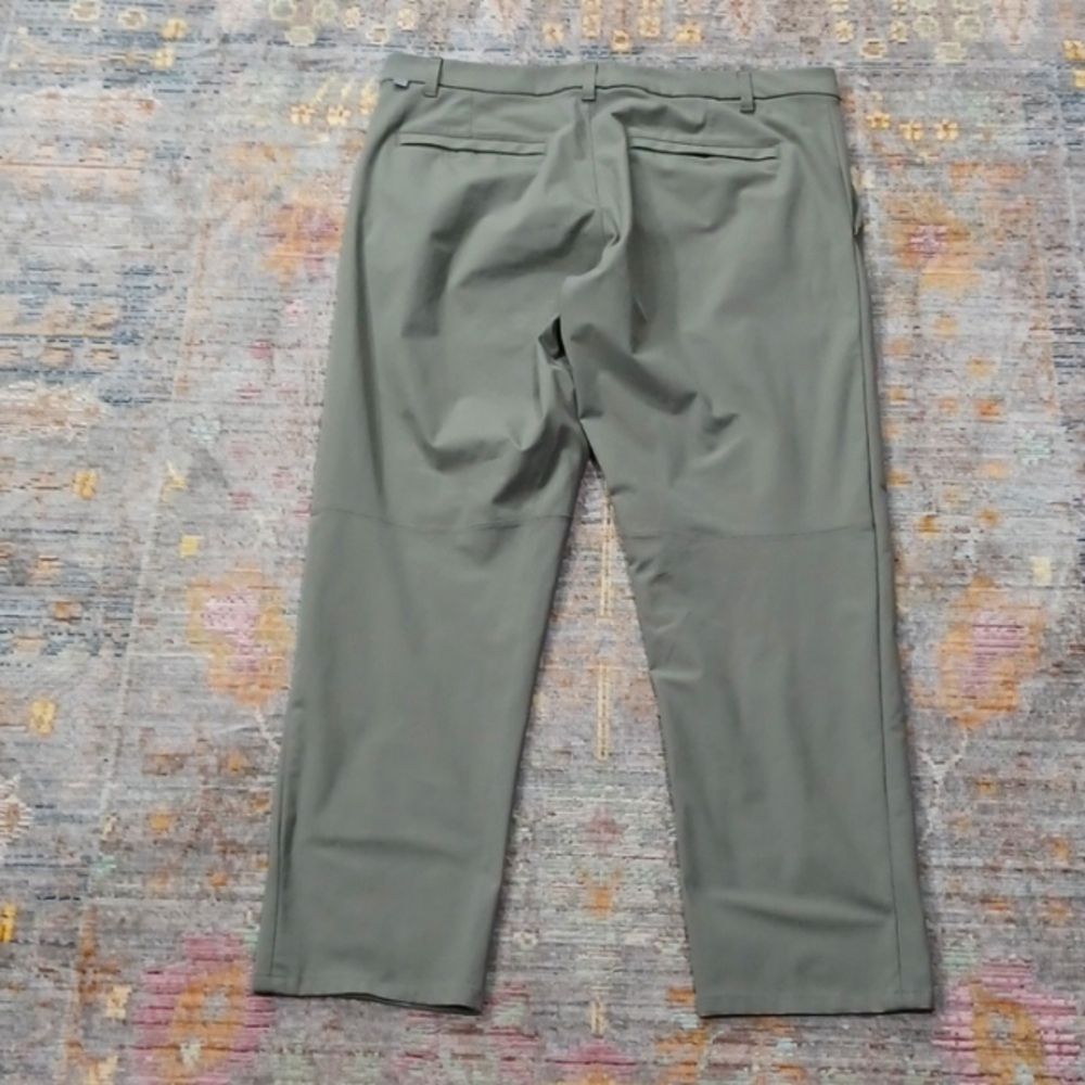 Men's Gray Pants - Picture 4 of 7